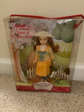 Anne of Green Gables Collectible Doll, When I Read I Dream Series